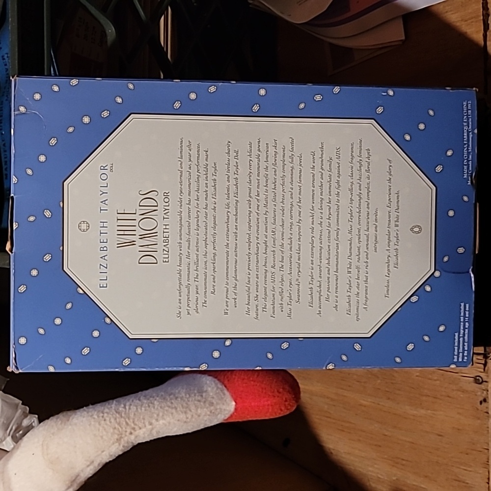 🆕️ Rare Special Edition Elizabeth Taylor White Diamonds 2000 Barbie Doll In Box - Picture 7 of 10